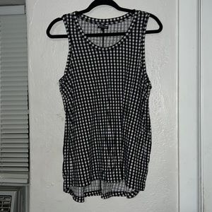 Checkered Tank